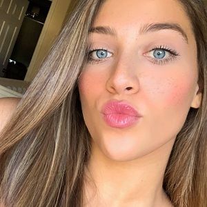 Meet your Posher, Jordyn